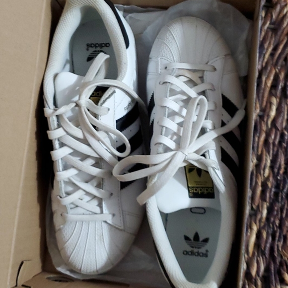 adidas Shoes - Adidas originals superstar